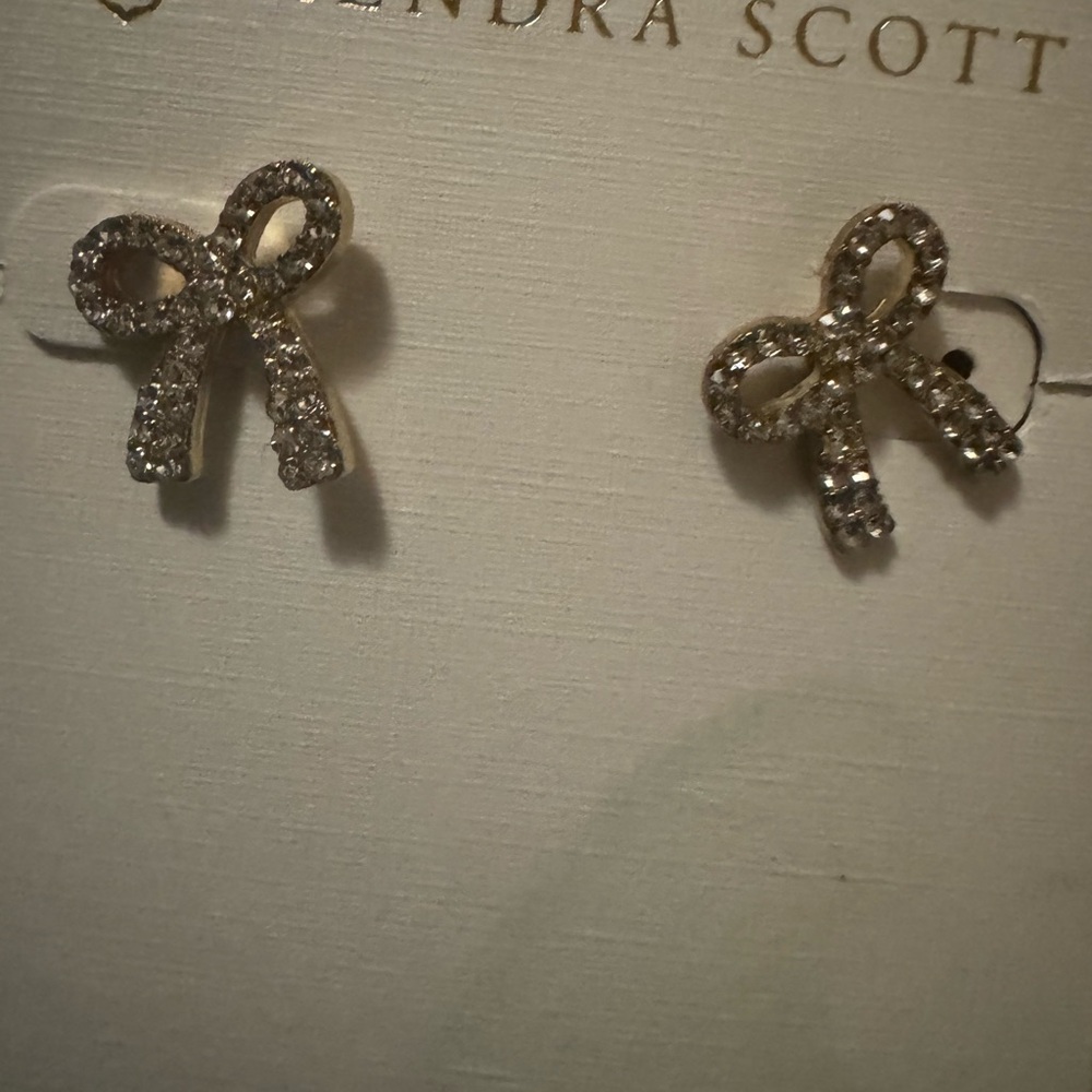 Kendra Scott Sparkling Gold Bow Earrings - Picture 3 of 4